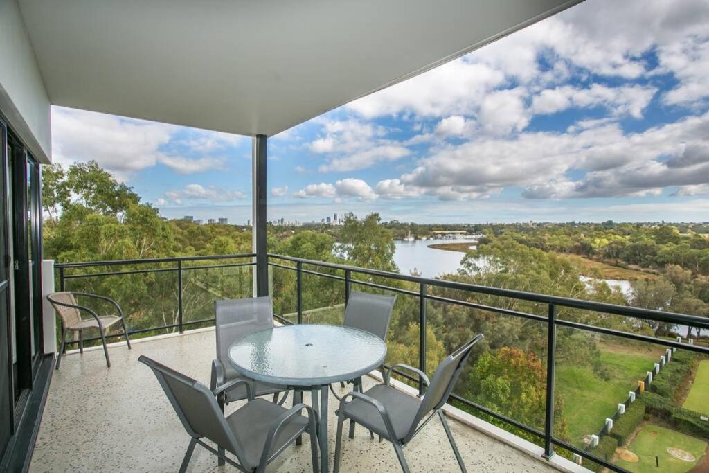 Perth Ascot Sub Penthouse Spectacular 240 Degree River And City Views , 外观 照片